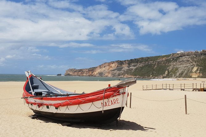 Private Tour Fátima - Batalha - Nazaré - Óbidos Full Day - Discovering Nazaré and Óbidos