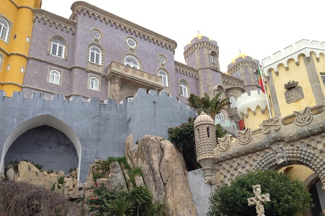 Private Tour Sintra and Cascais Full Day - Discovering the Charming Town of Cascais