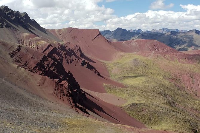 Rainbow Mountain Tour With Only 35 Minutes Hike - What to Bring