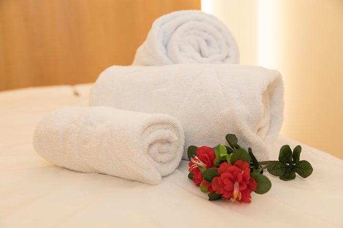 Romantic Couple Massage + SPA Entry and Private Jacuzzi With Cava - Schedule and Availability