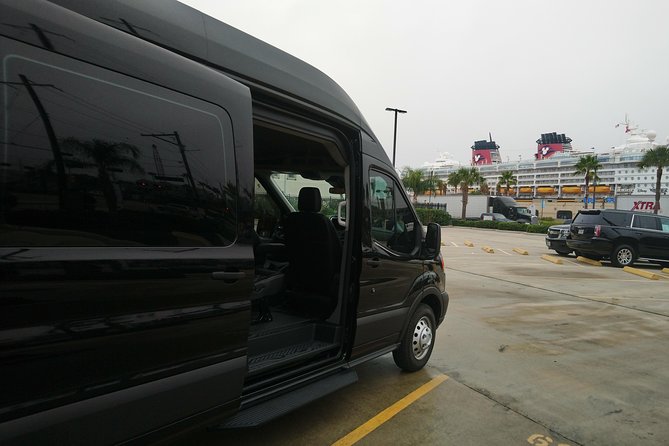 Round Trip 10 PAX Private Shuttle IAH Airport Houston- Galveston. - Sum Up