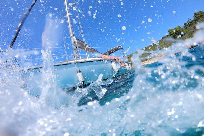 Sailing Tour With Snorkeling in Hvar Pakleni Islands - Exploring the Pakleni Islands