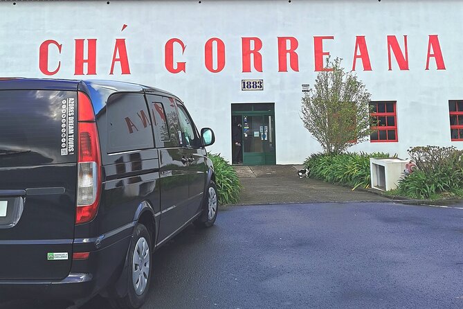 São Miguel, Azores - Private Tour in 8 Seats Van Exclusively for You - Traveler Feedback