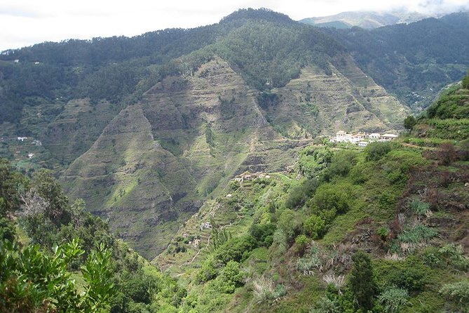 Serra D'Água Valley - Levada Walk - Peaceful Walk and Guides Knowledge