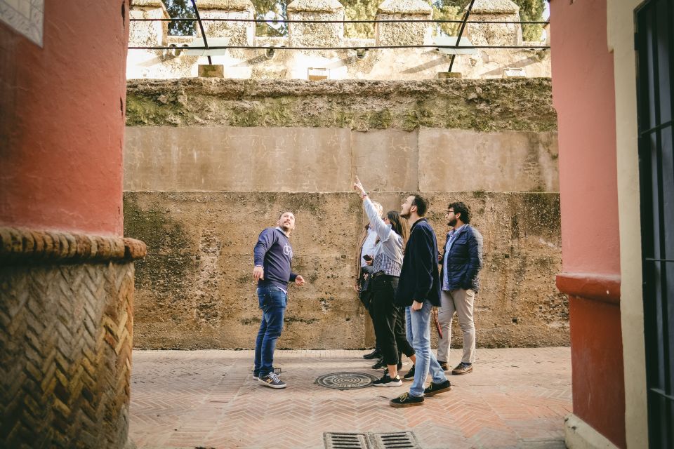 Seville: Small-Group Jewish Quarter Discovery Walking Tour - Immerse in Medieval History