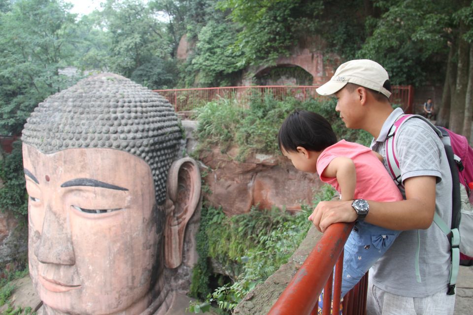 Sichuan: Giant Panda and Leshan Buddha Sall Group Day Tour - Frequently Asked Questions