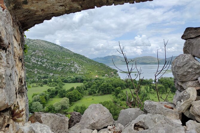 Skadar Lake on Kayaks Experience With Spectacular Views - Itinerary and Duration