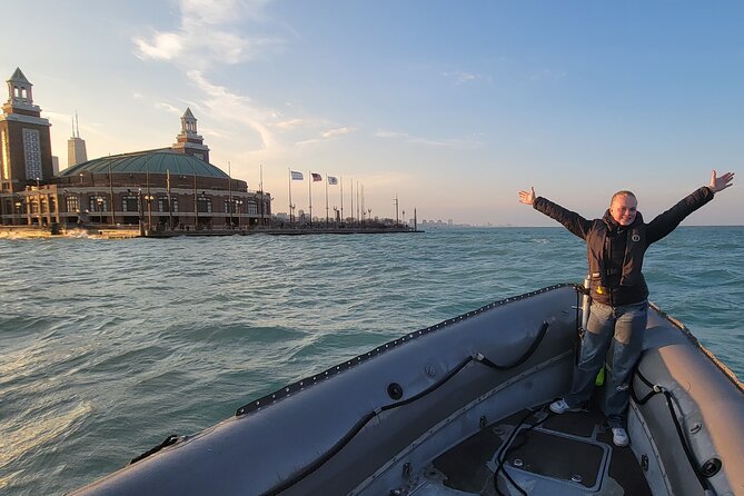 Small-Group Sightseeing Boat Tour in Chicago - Personalized Sightseeing Excursion