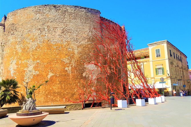 Small Group Tour Alghero, Capo Caccia & Neptunos Grottos. SARDINIA - ITALY - Visit Capo Caccia Cliffs