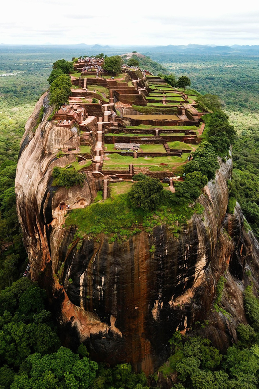 Sri Lanka: Cultural Triangle Full Circle on Beaten Path - Exploring Temple of the Tooth Relic