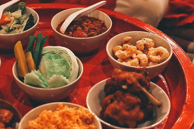 Thai Khantoke Dinner & Cultural Dance Show With Transfers - Tips for Attending