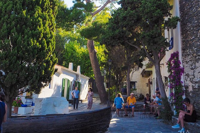 The Dalí Triangle & Cadaqués Day Trip From Girona - Small Group Tour Experience