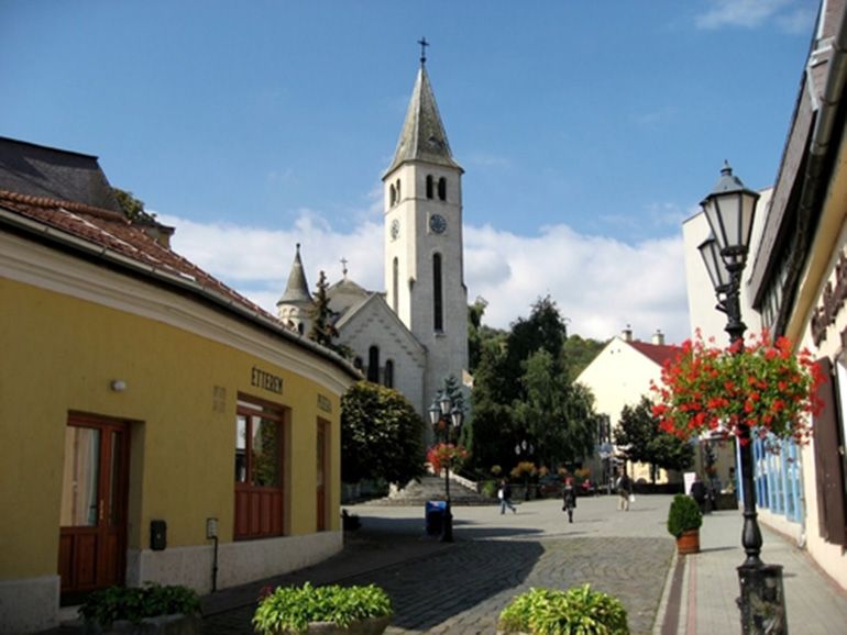 Tokaj and Sárospatak Private Day Tour From Budapest - Frequently Asked Questions