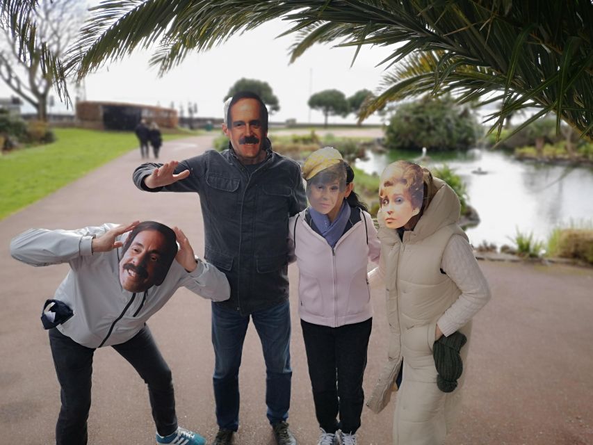 Torquay: Fawlty Tours Experience - Guided Walk - Fawlty Towers Trivia Quiz