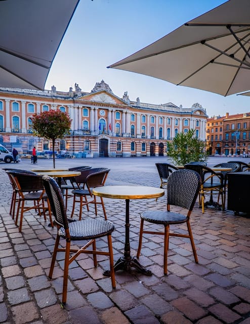 Toulouse: Express Walk With a Local in 60 Minutes - Key Landmarks