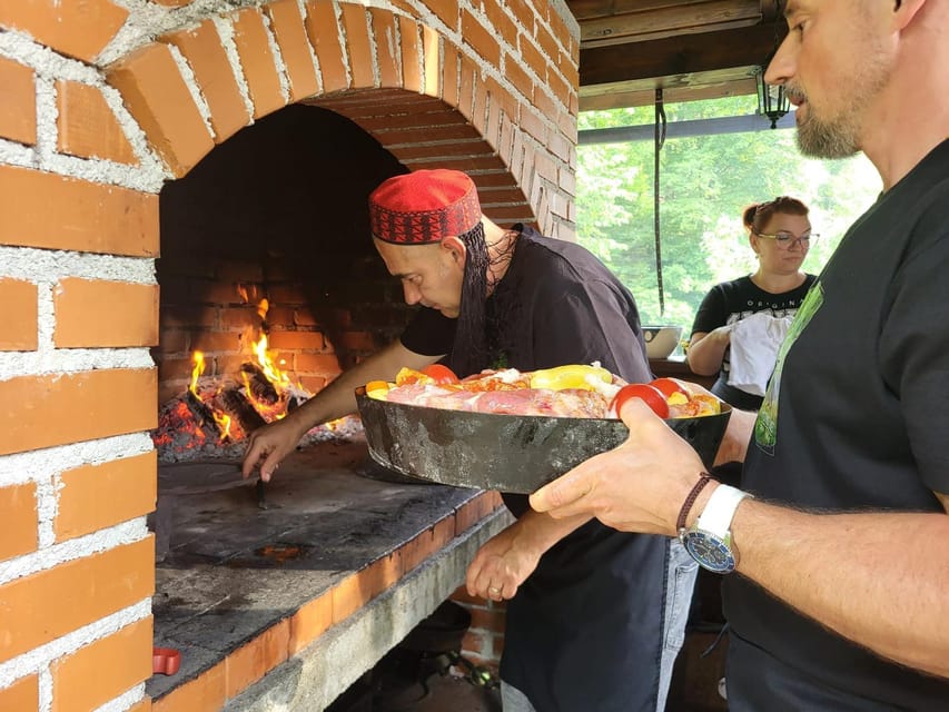 Traditional Plitvice Lakes Cooking Class - Seasonal Menu and Dishes