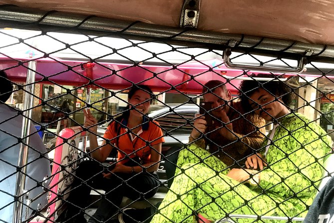 Tuk Tuk Bangkok Private Tour: WW2 Pad Thai, 360-Viewpoint, Chinatown (Pickup) - Included Amenities