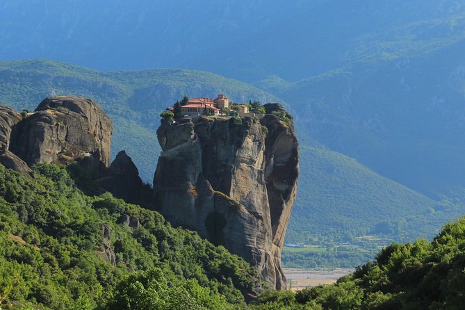 Two Days Rail Tour to Meteora From Thessaloniki - Tour Duration and Language