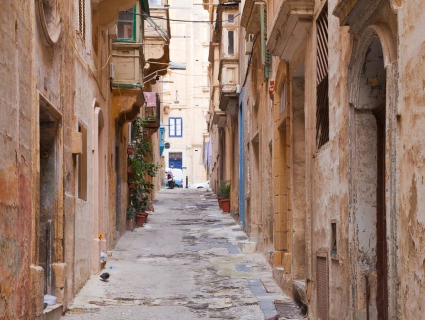 Valletta: Capture the Most Photogenic Spots With a Local - Local Insights and Recommendations