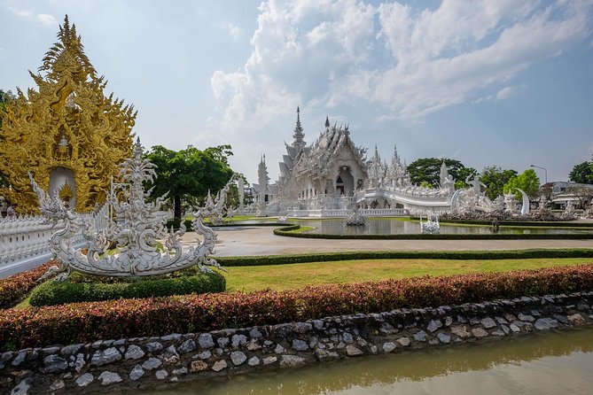 White Temple-Black House & Blue Temple Tour From Chiang Mai - Tips for Travelers