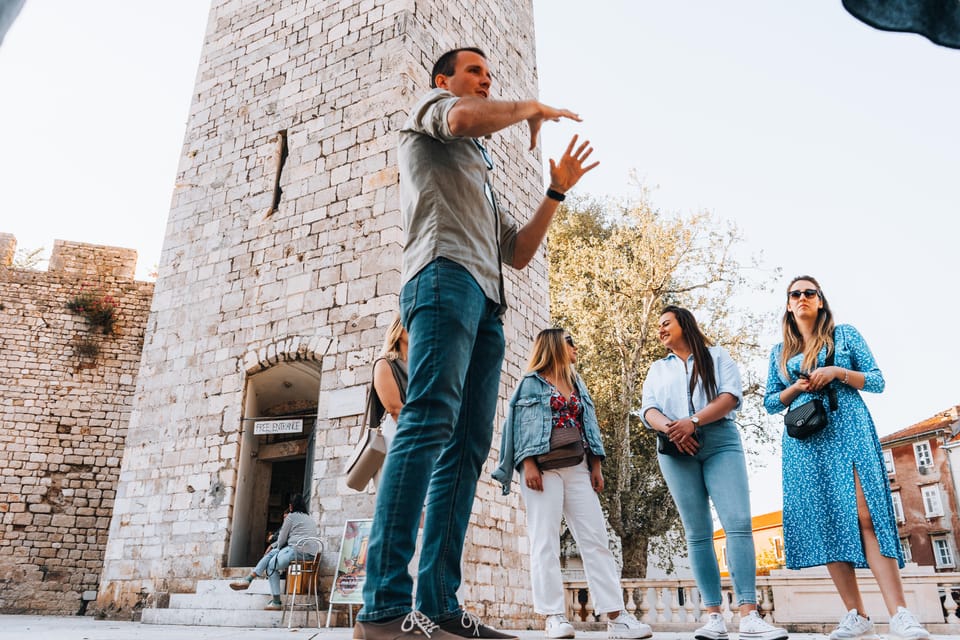 Zadar: Old Town Walking Tour - Sea Organ and Greetings to the Sun