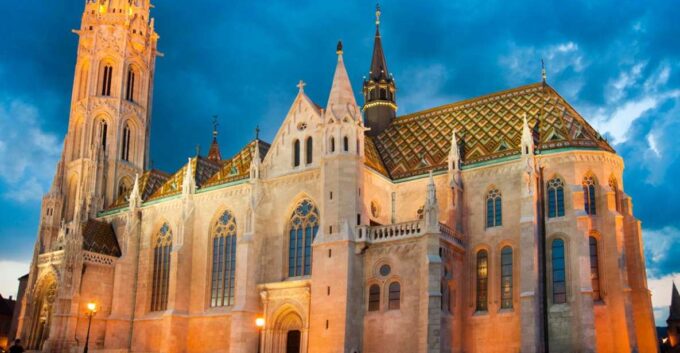 3-Hour Orientation Walking Tour of Buda and Pest - Tips for Your Tour