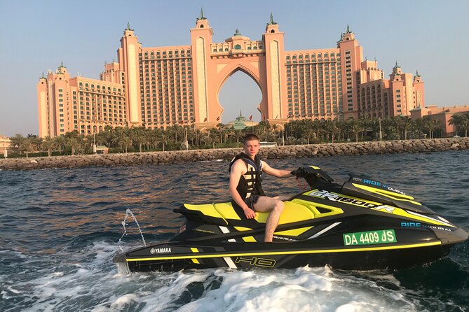 90 Minutes Dubai Palm Jumeirah Jetski Tour - Booking Your Jetski Experience