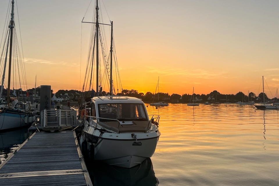 A Day Exploring the Gulf of Morbihan by Boat - Private Group Experience