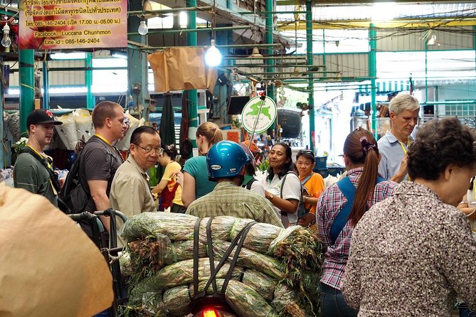 Bangkok Walking Hopping Tour Show City'S Historic Sights Are Located. - Pak Khlong Talat Experience