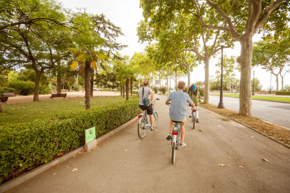 Barcelona Montjuic Three-Hour Bike Tour - Relaxed and Safe Route