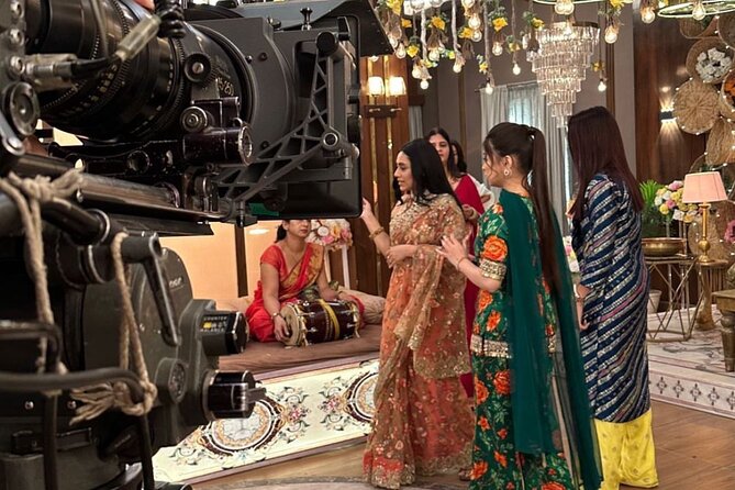 Bollywood Studio Tour With Guide and Transport - Customer Experiences