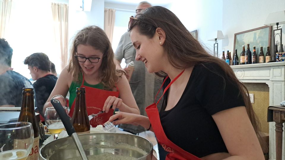 Bruges: Belgian Waffle-Making Workshop With Beer Tasting - Tips for Participants