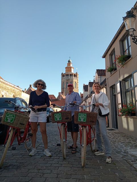 Bruges: Guided Retro Bike Tour of Highlights and Hidden Gems - Hidden Gems to Discover