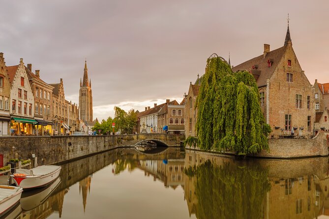 Bruges Private Highlights Tour With Local Guide - Minnewater and Hidden Gems