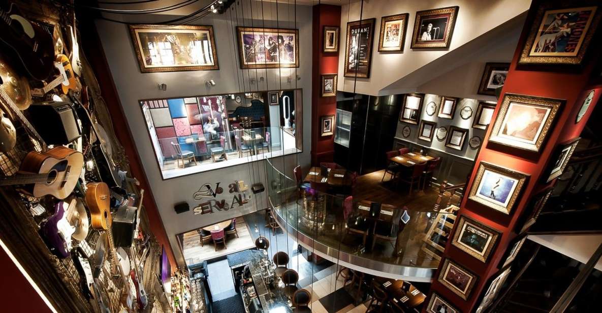 Brussels: Hard Rock Cafe With Set Menu for Lunch or Dinner - Merchandise Opportunities