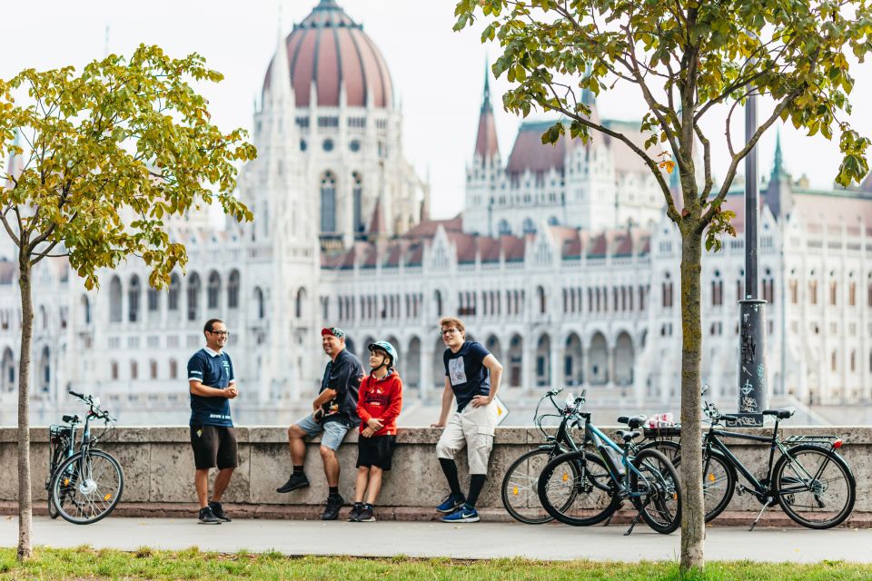 Budapest: Grand Sightseeing Bike Tour - Booking and Cancellation Policy