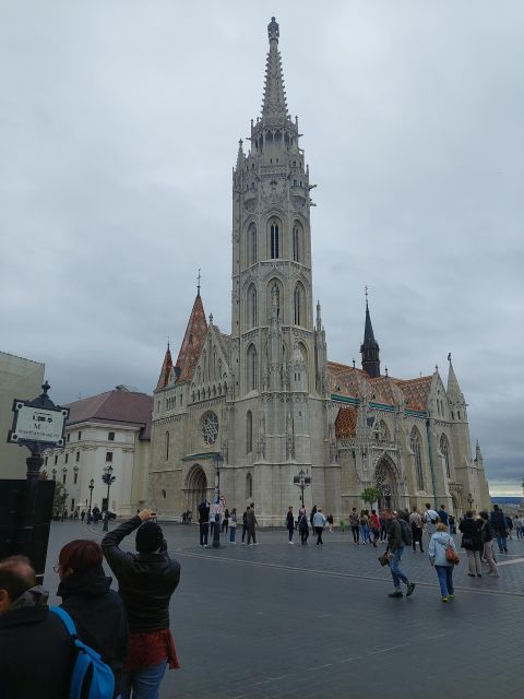 Budapest: Private City Tour With Local Guide - Why Choose a Local Guide