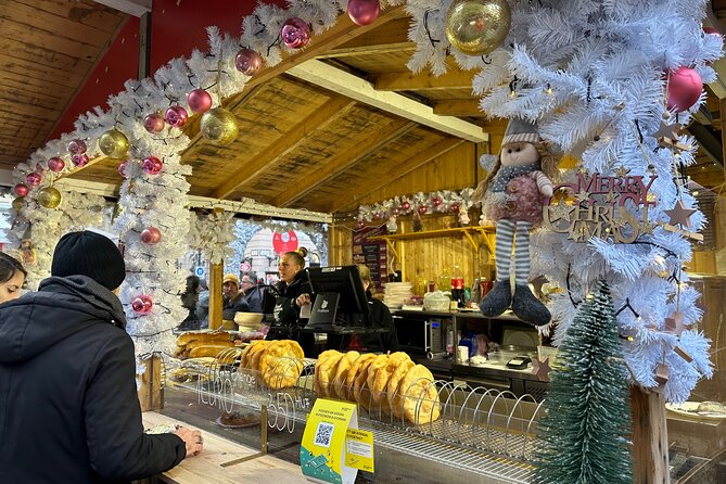 Budapest Wonderland - a Christmas Market Tour With Chimney Cake & Mulled Wine - Pricing and Booking Considerations
