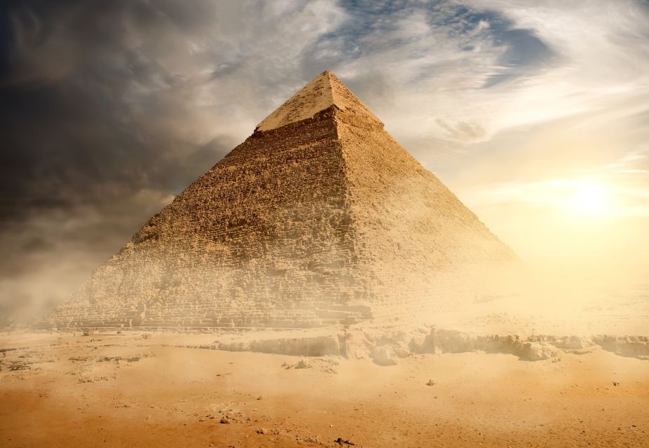 Cairo: Great Pyramids of Giza and Egyptian Museum Tour - Tips for a Great Tour