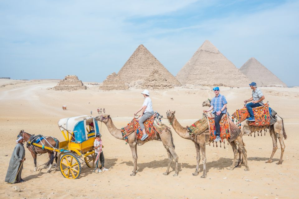 Cairo: Half Day Pyramids Tour by Camel or Horse Carriage - Tips for Your Tour