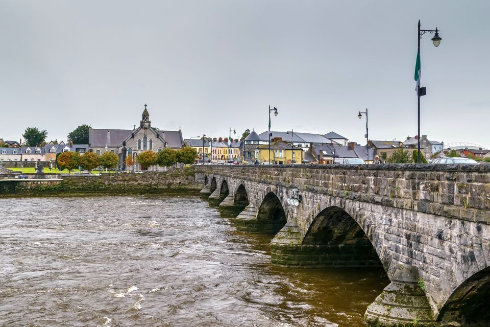 Cliffs of Moher and Blarney 2-Day Tour From Dublin - Booking Information and Tips