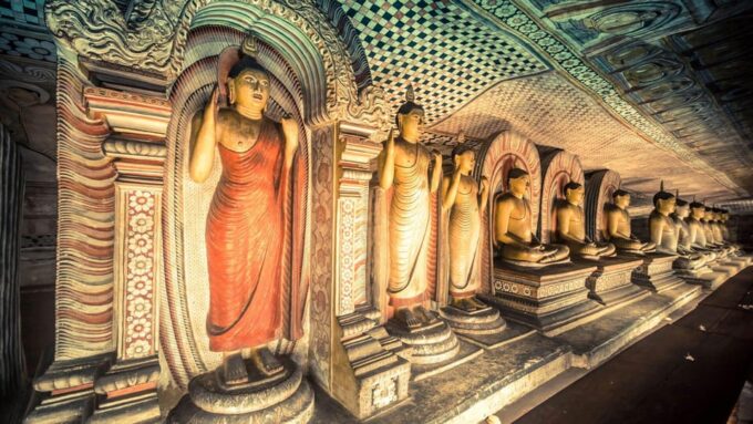 Dambulla & Polonnaruwa: All Inclusive Tour From Negombo - Gal Viharas Iconic Buddha Statues