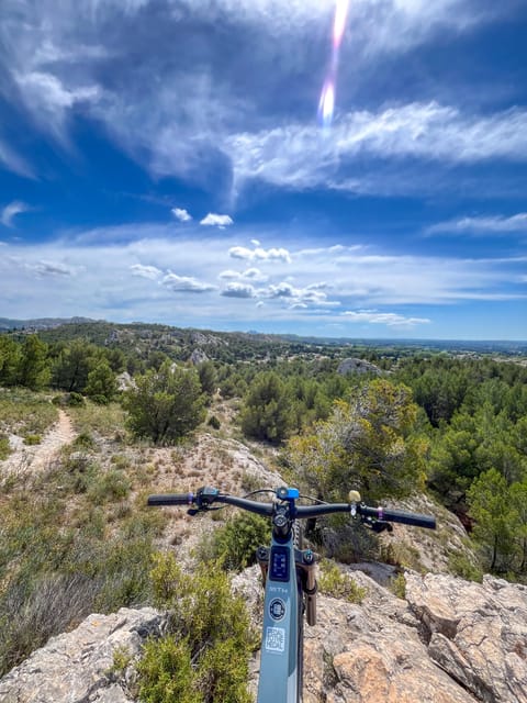 Discover the Massif Des Alpilles by Bike - Logistical and Technical Support