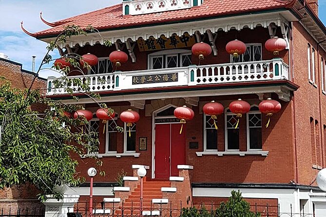 Downtown Victoria's Historical Heart: A Self-Guided Walking Tour - Discovering Chinatowns History