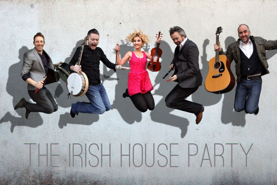 Dublin: Music and Dance Show at The Irish House Party - How to Book