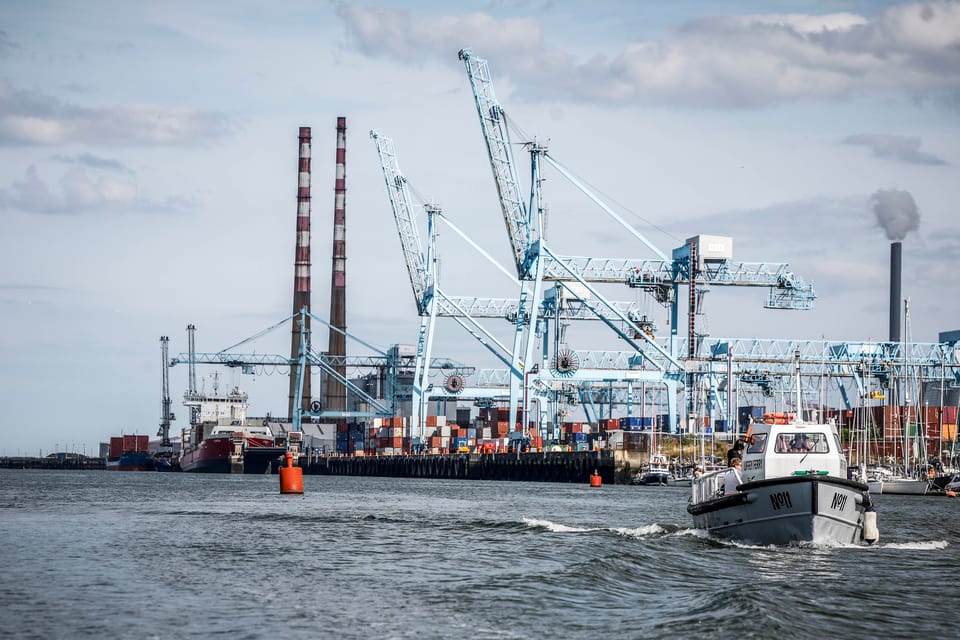 Dublin: Old Liffey Ferry Guided Tour - Travel Tips