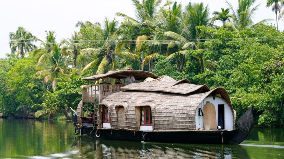 Exclusive, Alleppey Houseboat Tour (01 Night / 02 Days) - Frequently Asked Questions