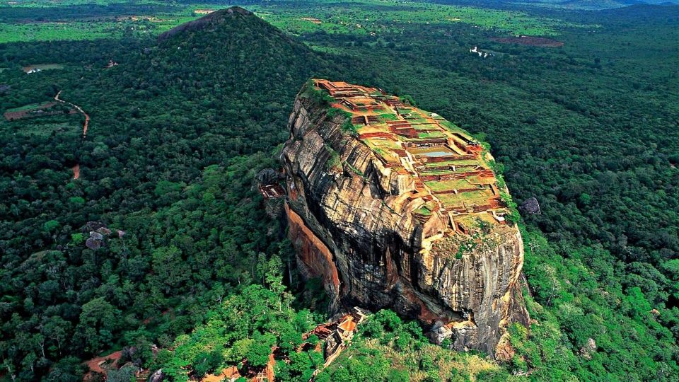 From Colombo: All Inclusive Sigiriya and Dambulla Tour - Transportation and Guide Services