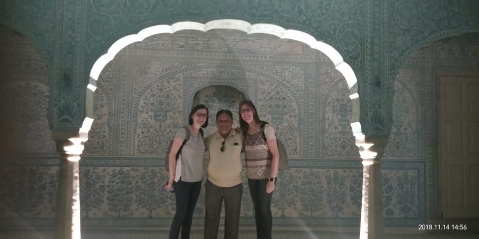 From Delhi: Taj Mahal Sunrise, Agra Fort, and Baby Taj Tour - Tour Inclusions and Important Information