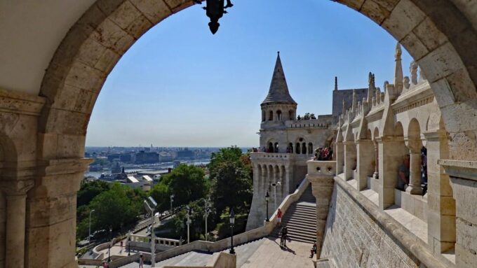 From Vienna: Bratislava & Budapest Small Group Guided Tour - Customer Reviews and Feedback